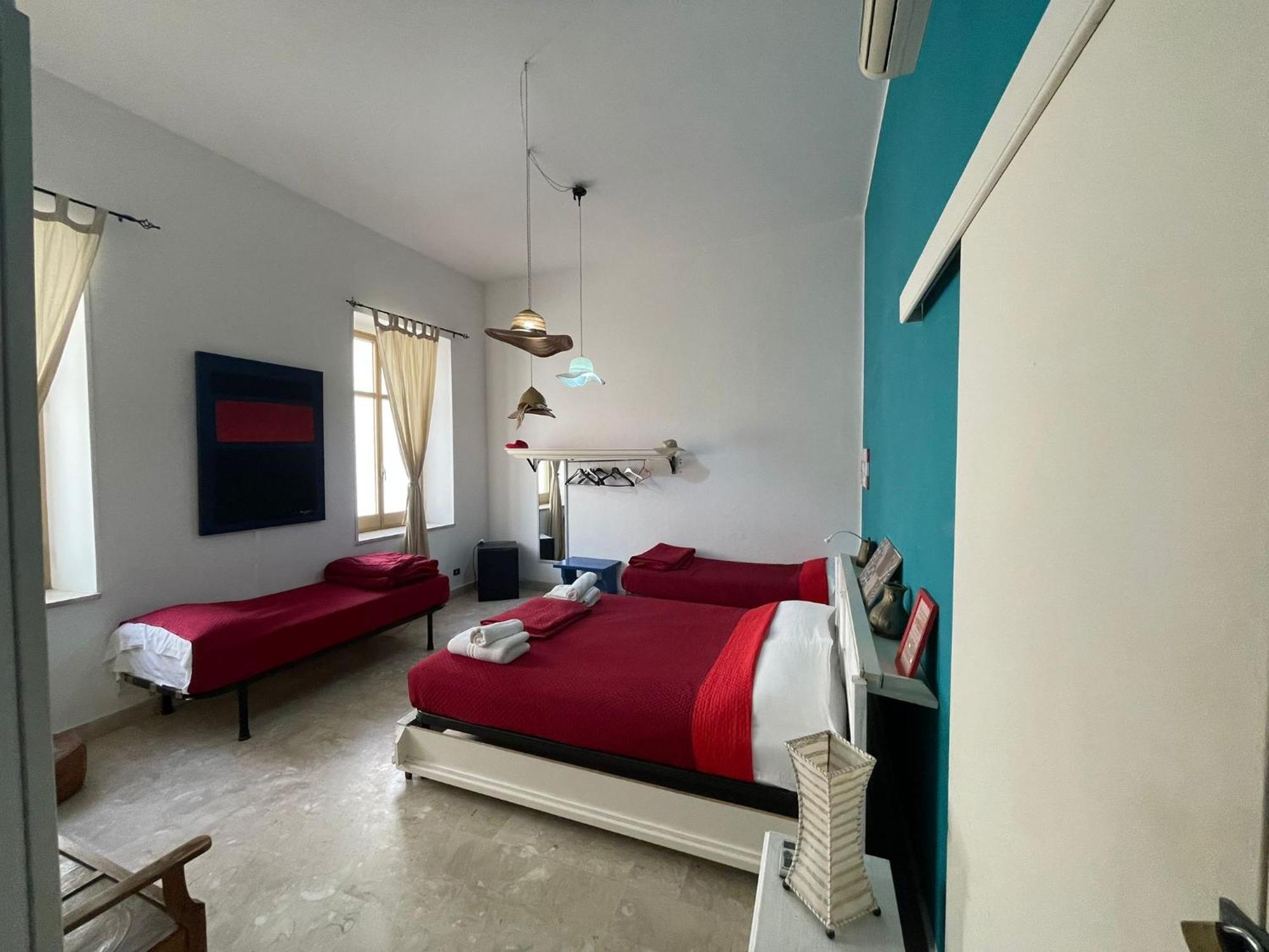 Gadia Hotel Cefalu Bilik gambar